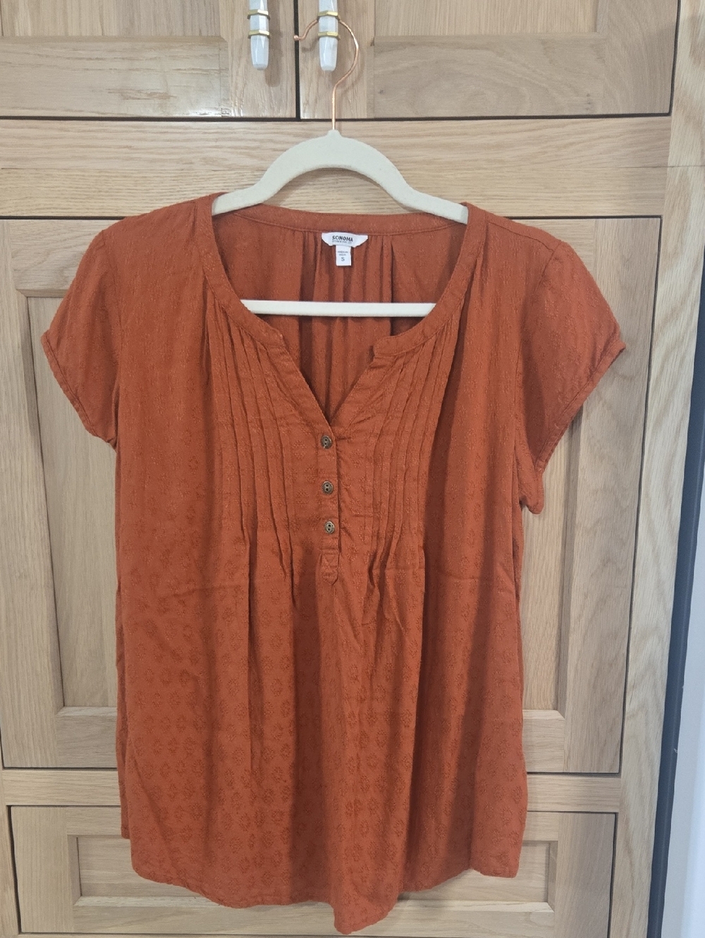 Sonoma Rust Orange Short-Sleeve Pintuck Top